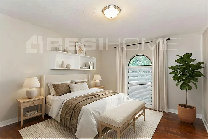 906 Fort Worth St — Photo 8