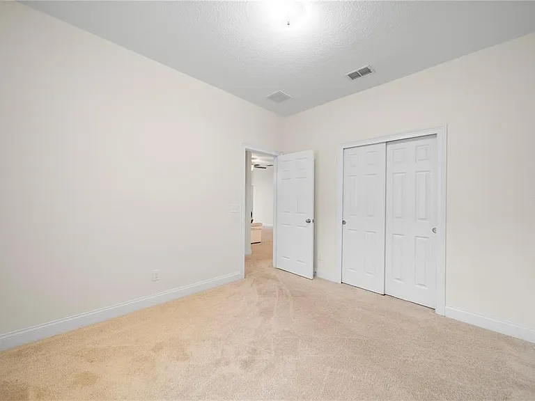 14 Ferguson Dr — Photo 9