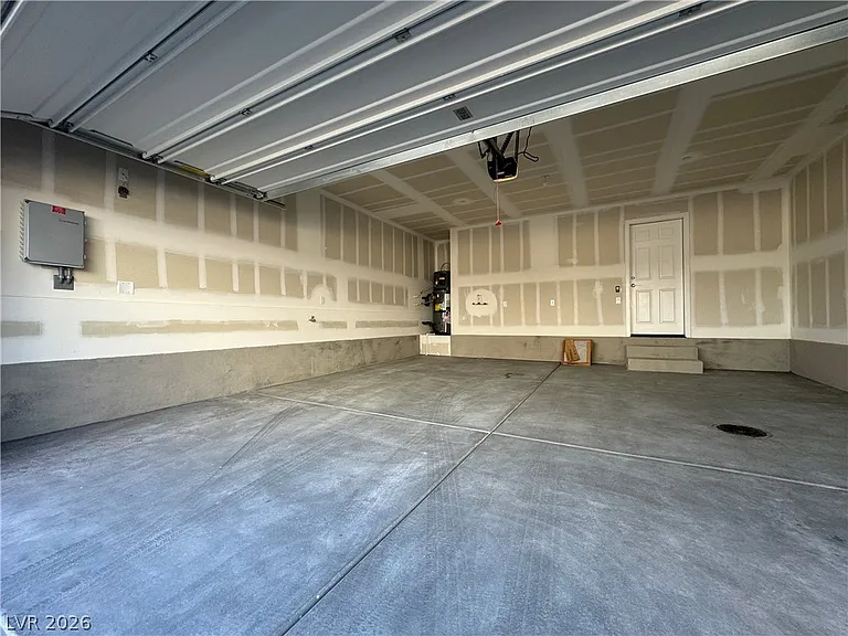 6181 Garden Crest St — Photo 27