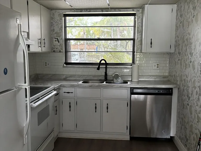 2153 N 14th Ave #2153 — Photo 6