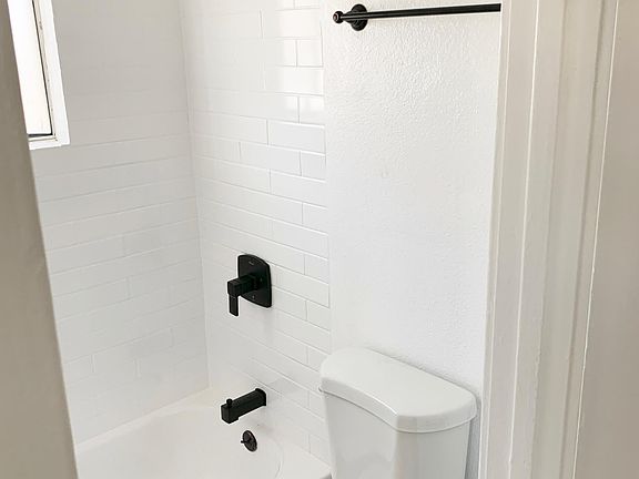 5th image of 3956 W 27th St #3956