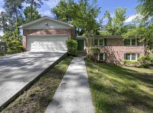 1110 Slann Dr, Cayce, SC 29033