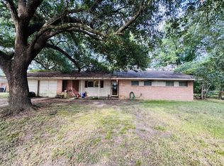 140 East St, Liberty, TX 77575