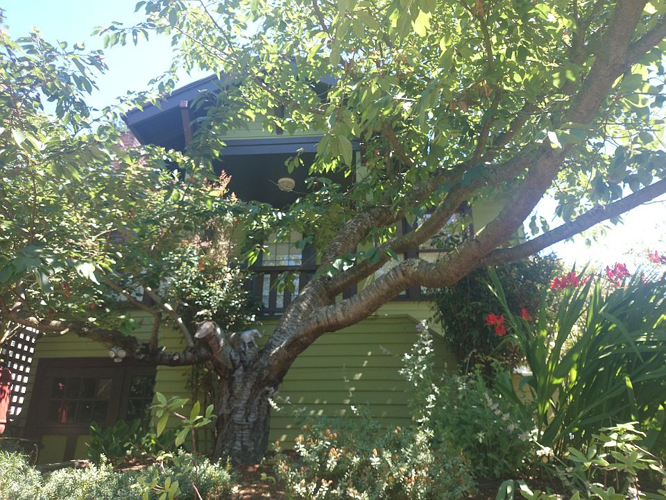 2nd image of 5510 6th Ave NW