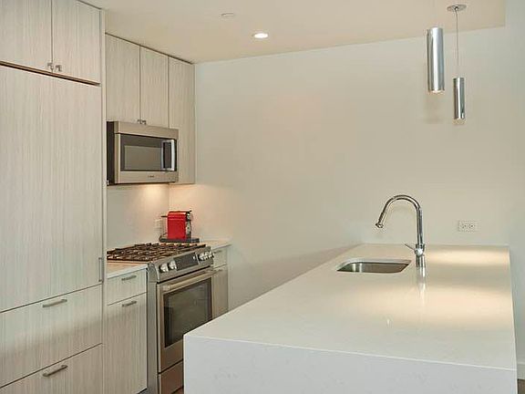4th image of 34-32 35th St #5E
