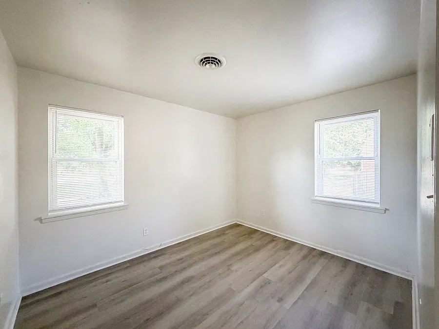 2 bed, $1,299 — Photo 3