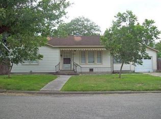 1105 Alcoa St, Victoria, TX 77901