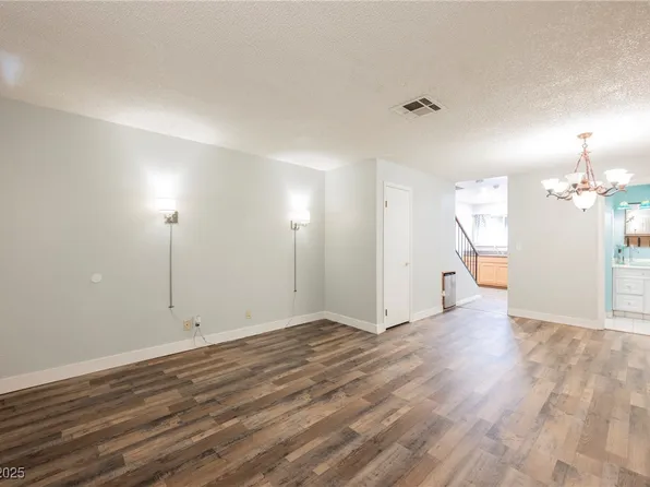 1303 Darlene Way APT 105B, Boulder City, NV 89005