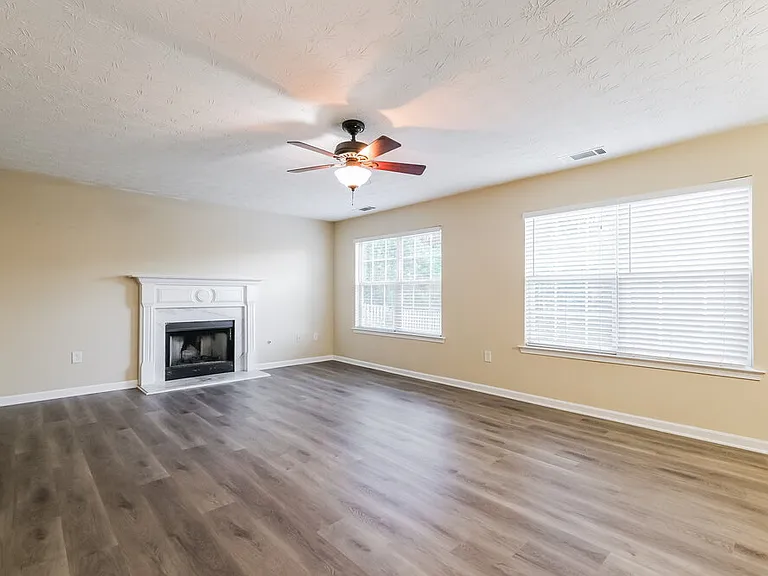 4065 Crescent Walk Ln — Photo 5