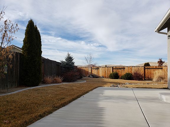2nd image of 5712 Meadow Park Dr