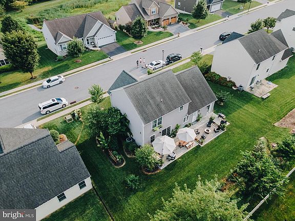 4th image of 226 Loghes Dr