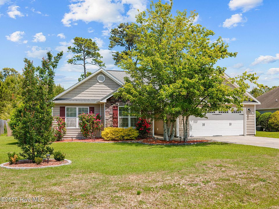 1st image of 210 Marsh Haven Drive