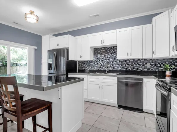 165 Grand Oaks Dr, Ladson, SC 29456