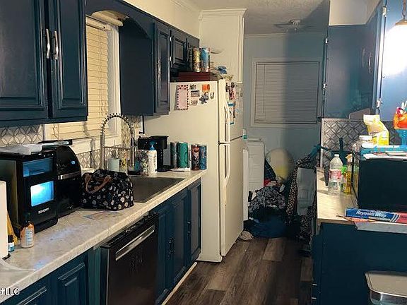 3rd image of 30 Ox Dr