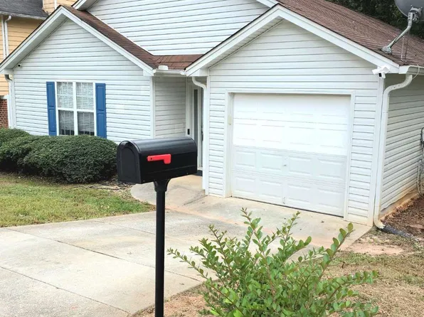 4231 Chestnut Lake Ave, Lithonia, GA 30038
