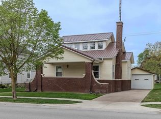 306 S Main St, Topeka, IN 46571