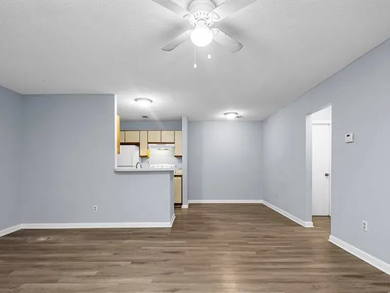 1211 Metze Rd #H4 — Photo 1