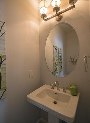 5th image of 7468 Pebble Lake Dr