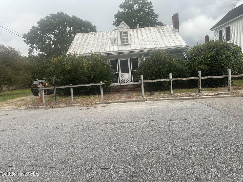1st image of 101 Williams Street