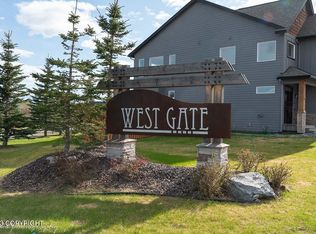 7861 Gate Creek Dr, Anchorage, AK 99502