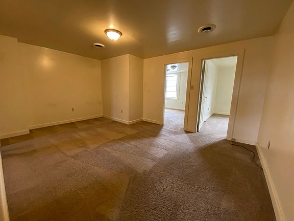 3rd image of 3528 Boulevard Of The Allies #3