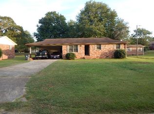 437 Ridgeview Dr, Spartanburg, SC 29303