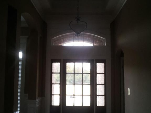 5th image of 614 Amberley Ct