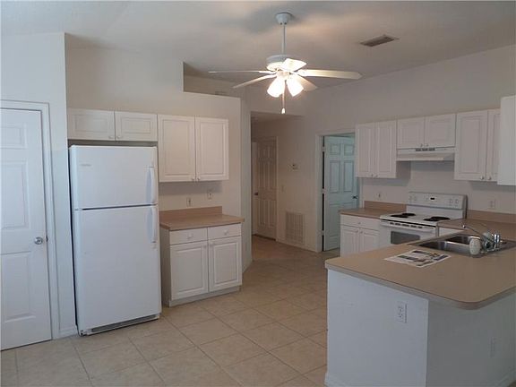 5th image of 440 36th Ave