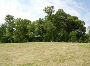 3833 Felts Rd, Cedar Hill, TN 37032