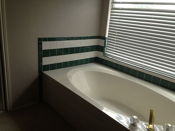 5th image of 3602 Crestcreek Ct