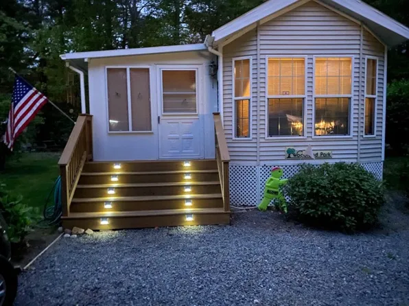 185 Cotuit Rd #El27, Sandwich, MA 02563