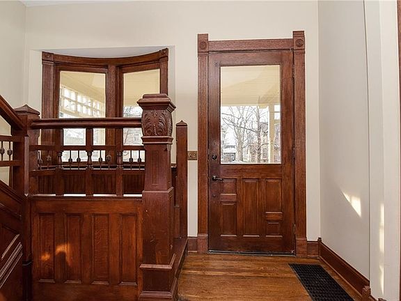 4th image of 825 Woodruff Place West Dr