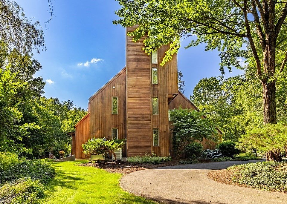 115 S Meadow Rd, Lancaster, MA 01523 Zillow