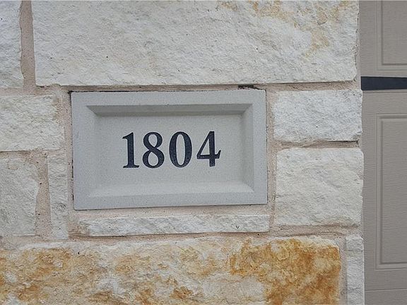 2nd image of 1804 Persimmon Dr