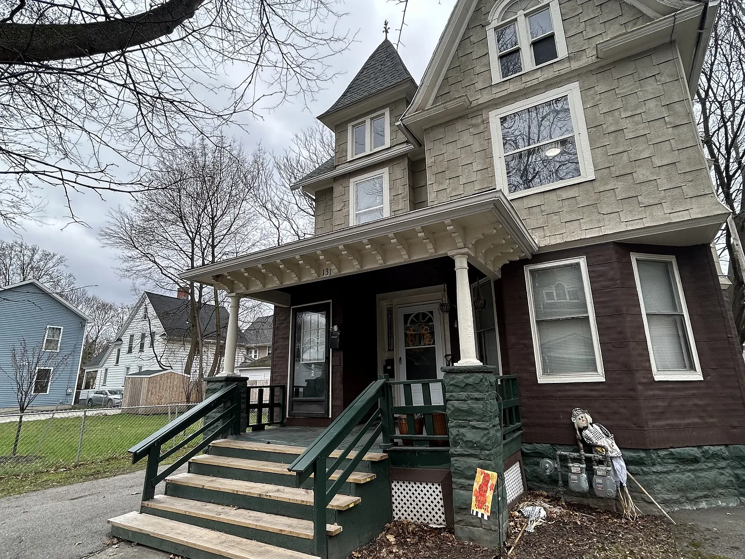 131 Baldwin Street - Up — Photo 1