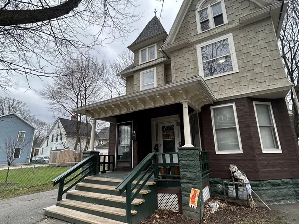 131 Baldwin St, Rochester, NY 14609