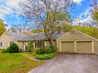 7 Lois Ln, New Milford, CT 06776
