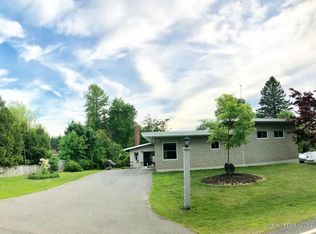 548 Blackstream Rd, Hermon, ME 04401