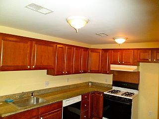4th image of 1325 Marlborough St