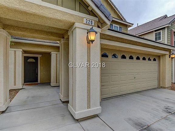3rd image of 220 Copper Pine Ave