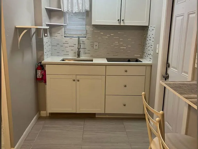 2843 Forest Hill Blvd — Photo 2