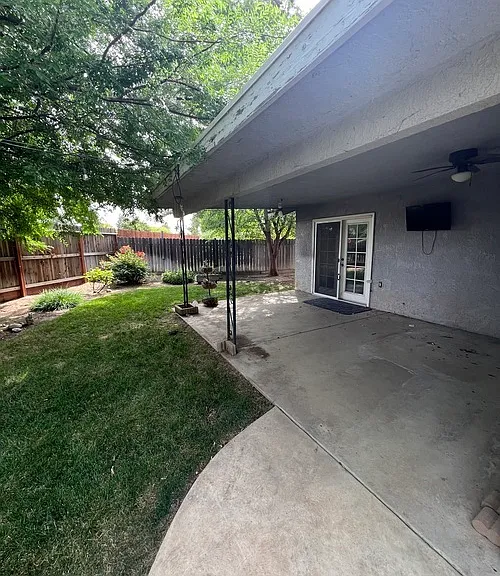 1690 Buckingham Ave — Photo 17