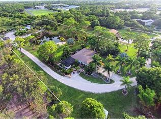 809 Faith Ave, Osprey, FL 34229