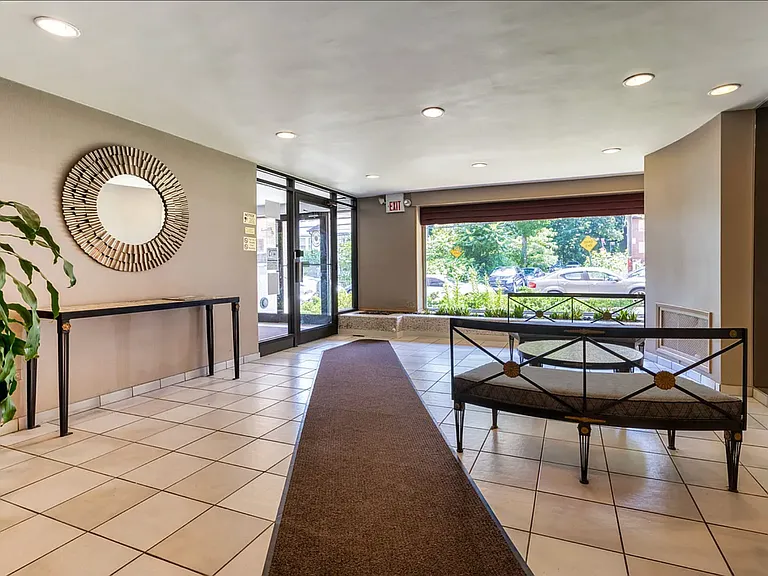 3235 Cambridge Ave #2G — Photo 7