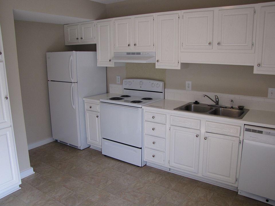 2nd image of 115 Brookway West Dr