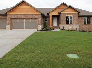 6307 S Ridge Crossing, Springfield, MO 65804