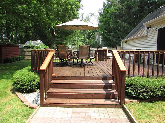 3rd image of 1329 Winters Dr