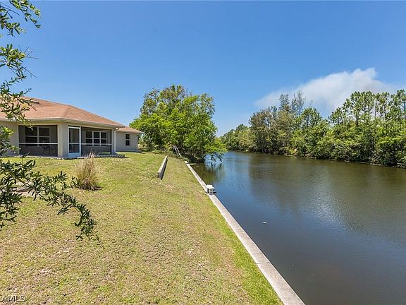 5th image of 2369 NE 43rd Ln