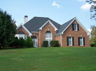 8535 Lanierland Farms Dr, Gainesville, GA 30506