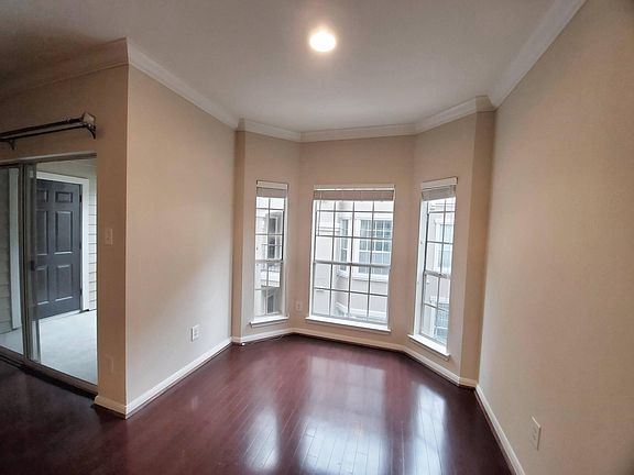 5th image of 3231 Allen Pkwy APT 6204
